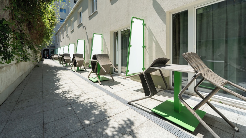 Smart Hotel Schonbrunn 42/63