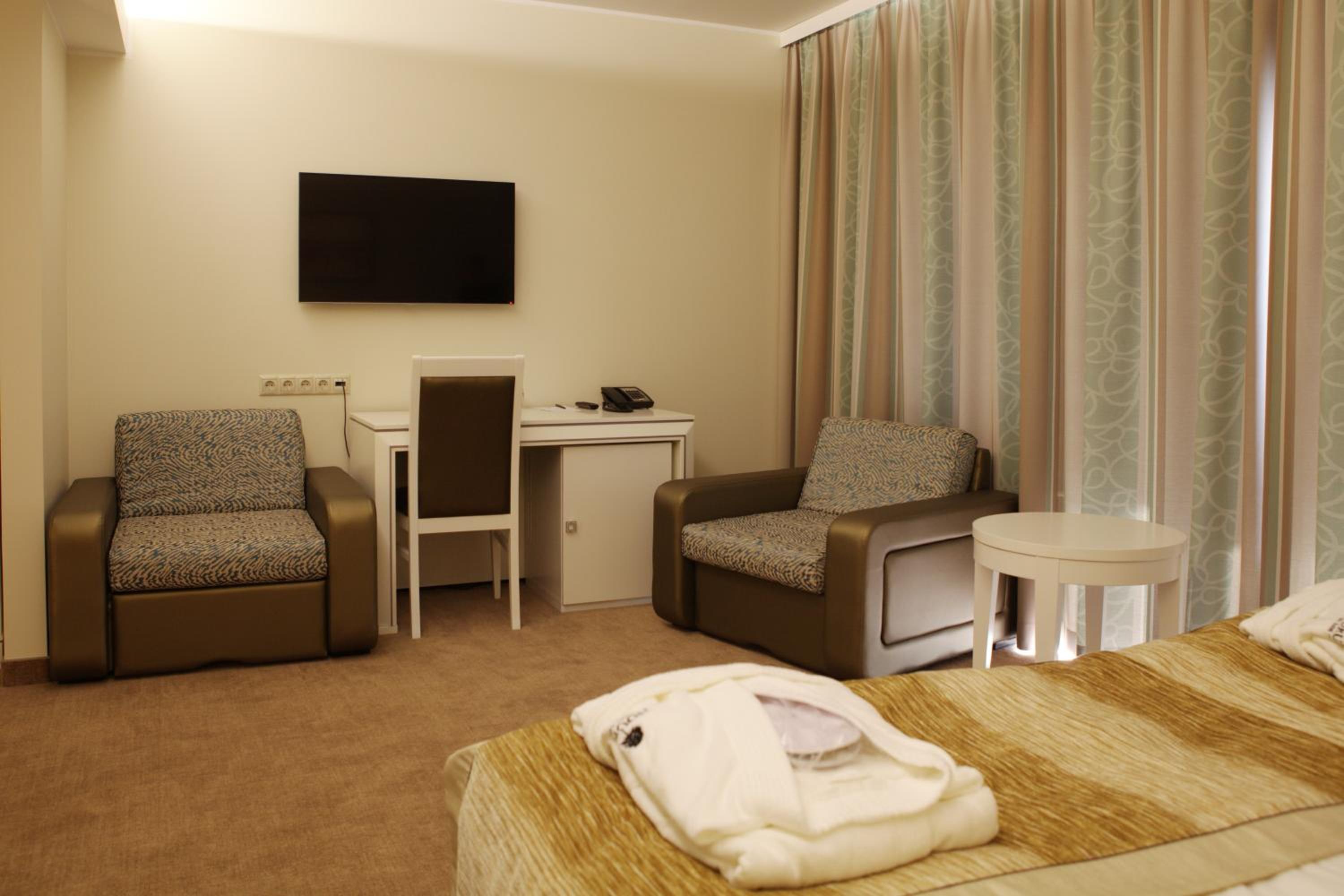 Noorus Spa Hotel 65/79