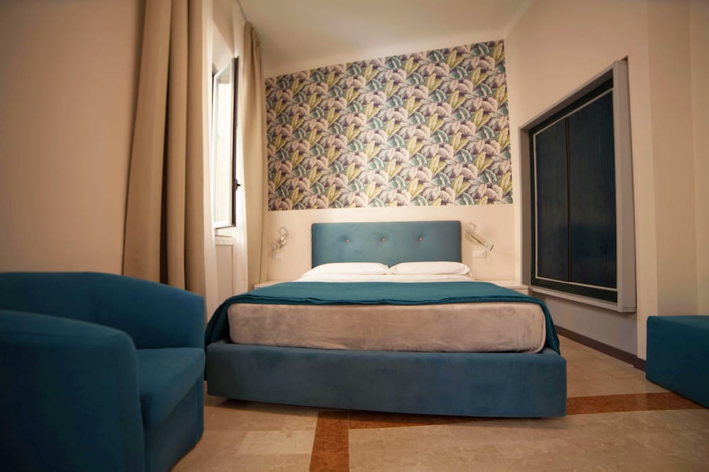 Cadorna House 14/50