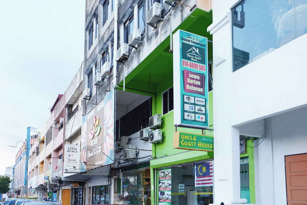 Uncle Guesthouse Kuala Terengganu by ZUZU