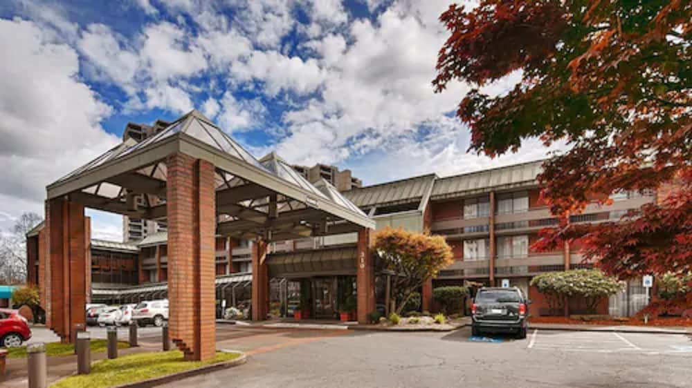 University Place Hotel Conference Center 47/51