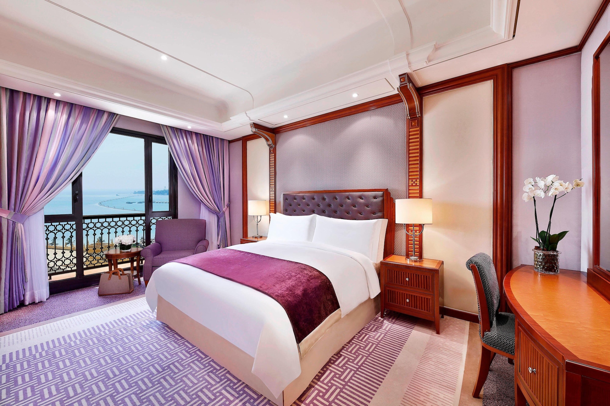 Deluxe, King Bed, Sea View