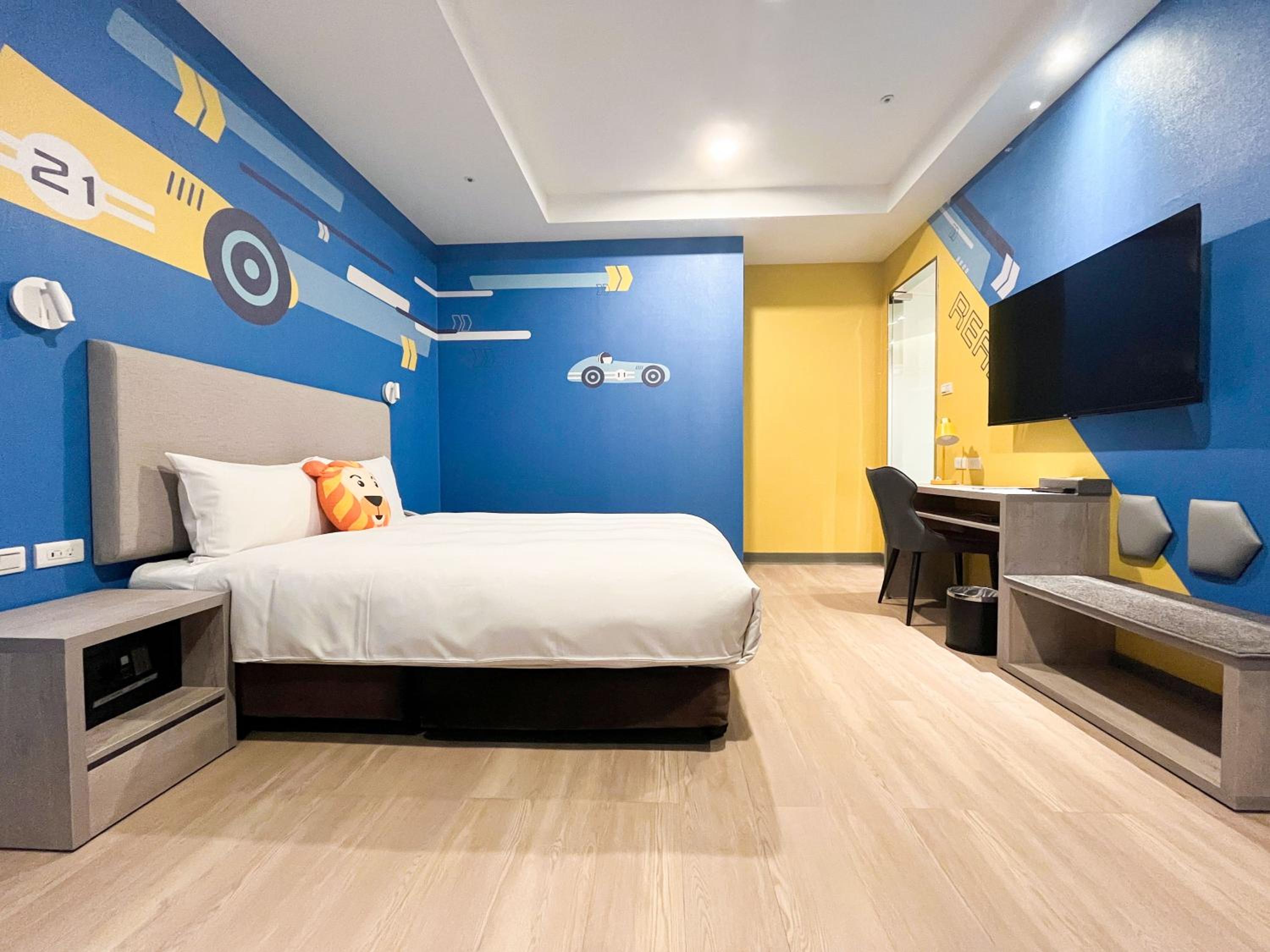 Standard, Double Bed, No Window
