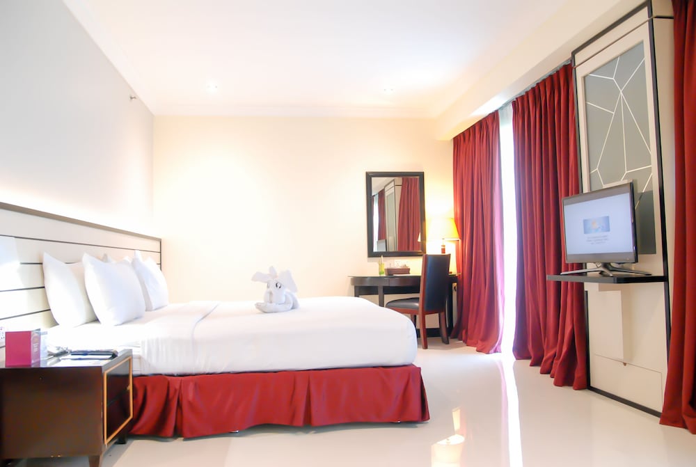 Pacific Palace Hotel 20/67