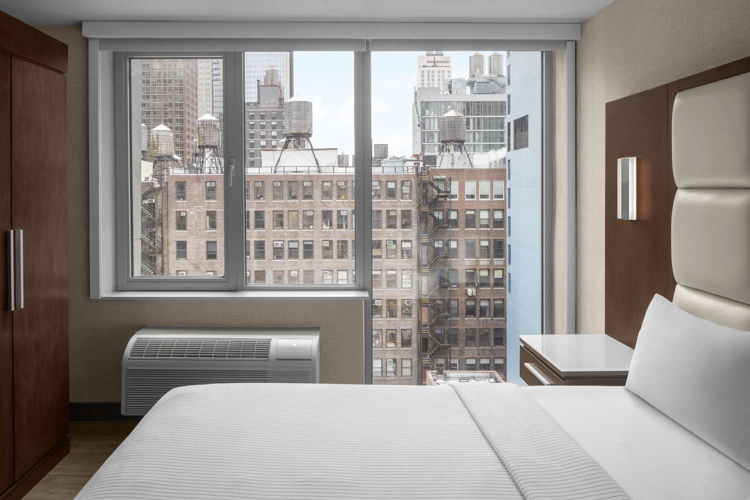 Upgrade, King Bed