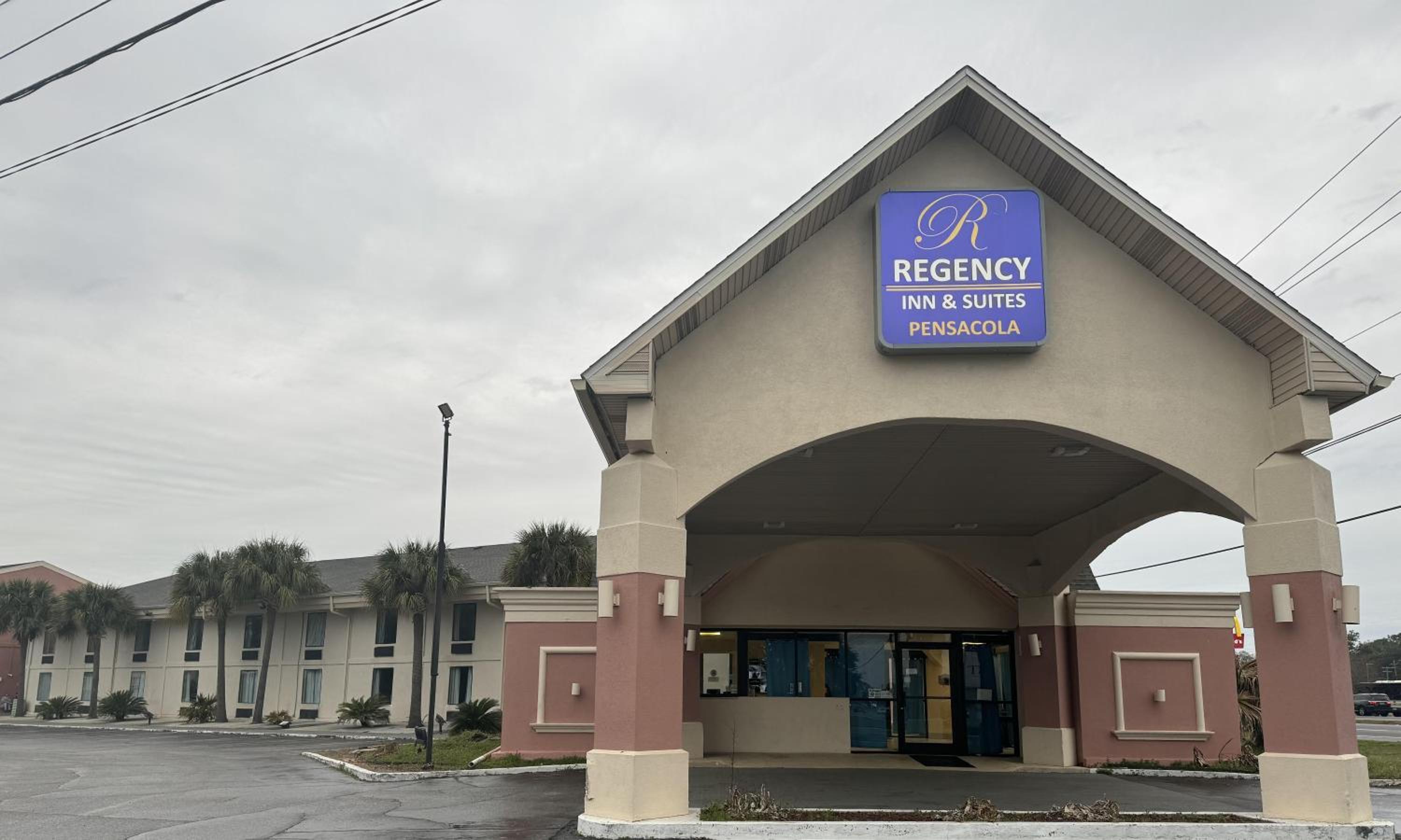 Baymont by Wyndham Pensacola 4/16