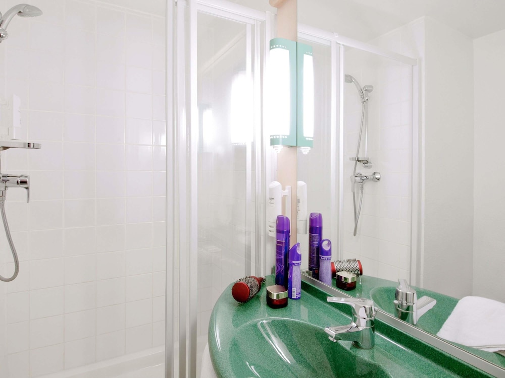 Ibis Warszawa Ostrobramska 60/60