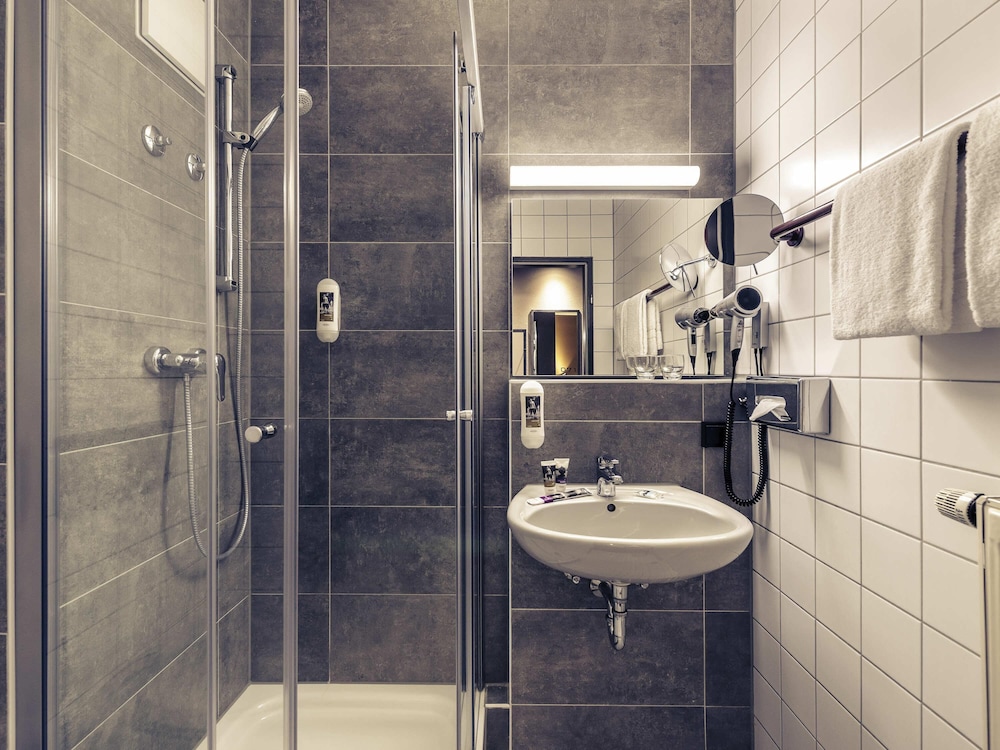 Mercure Hotel Stuttgart Zuffenhausen 63/64