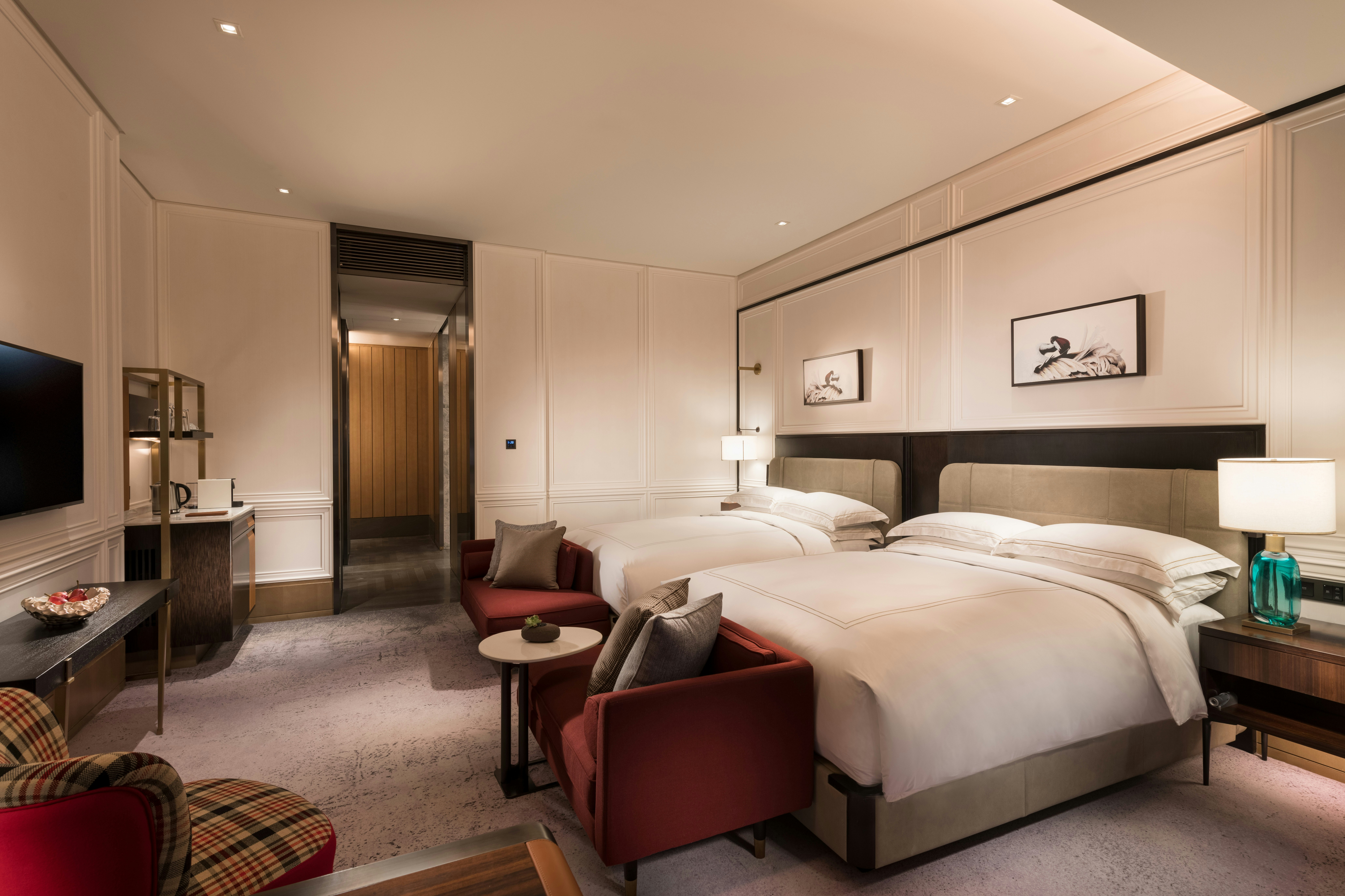PREMIUM, 2 QUEEN BEDS