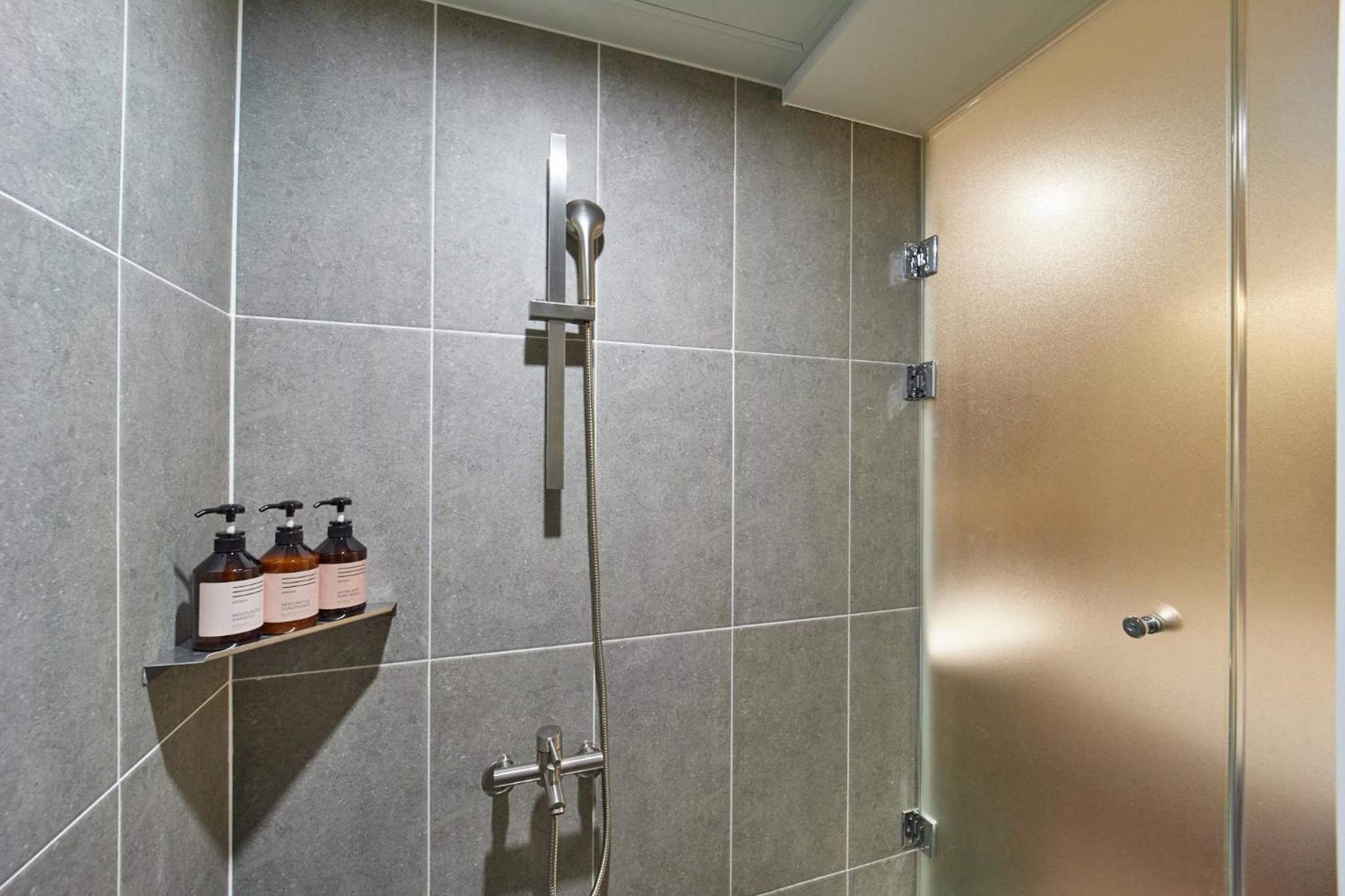 غرفة قياسية، Hotel Yaja Nampo Lotte 7/8