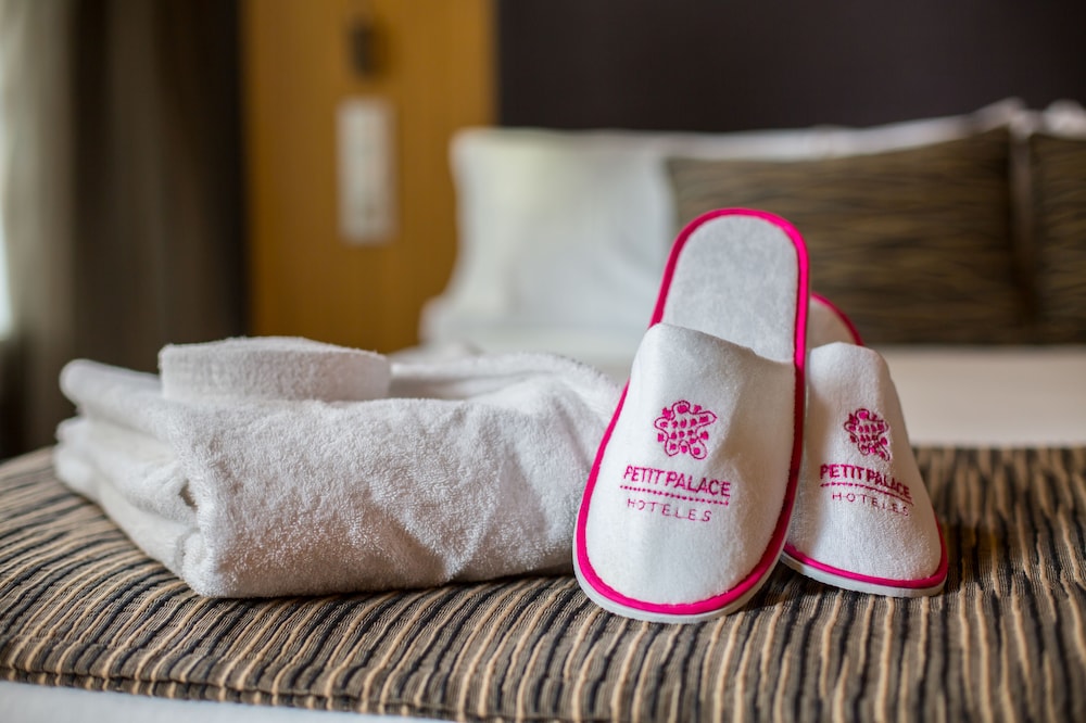 Petit Palace Alcala Torre Hotel 40/55