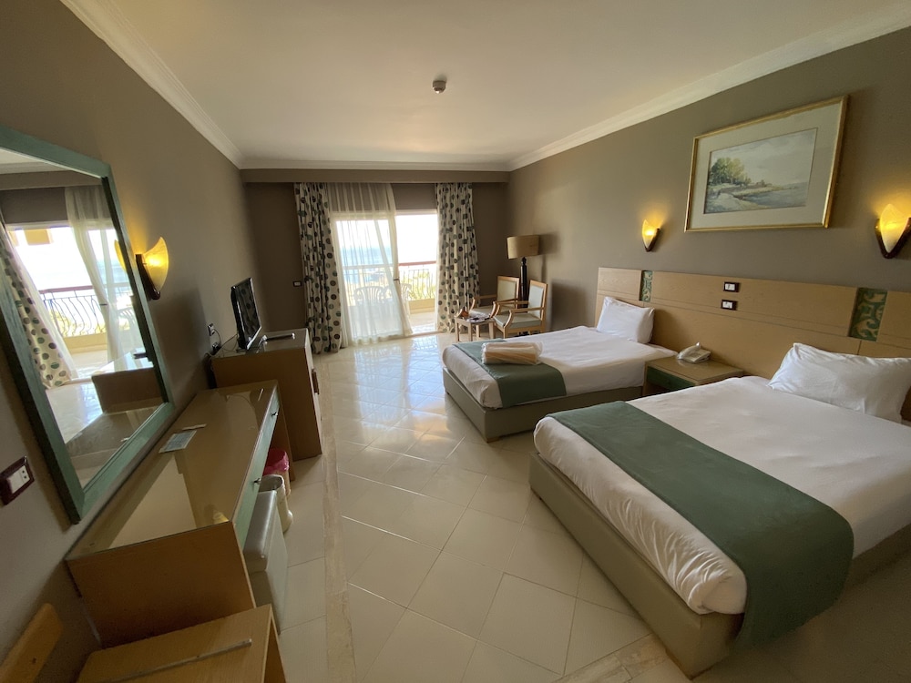 Regina Resort and Aqua Park Hurghada 17/84
