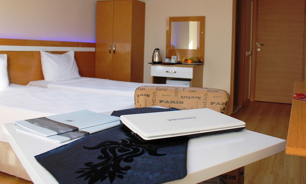 Avcilar Inci Hotel 59/68