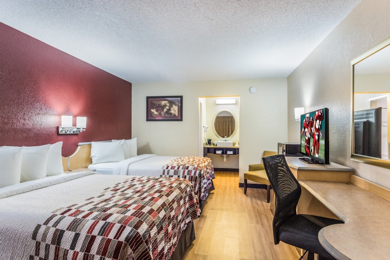 Red Roof Inn Williamsburg 24/48