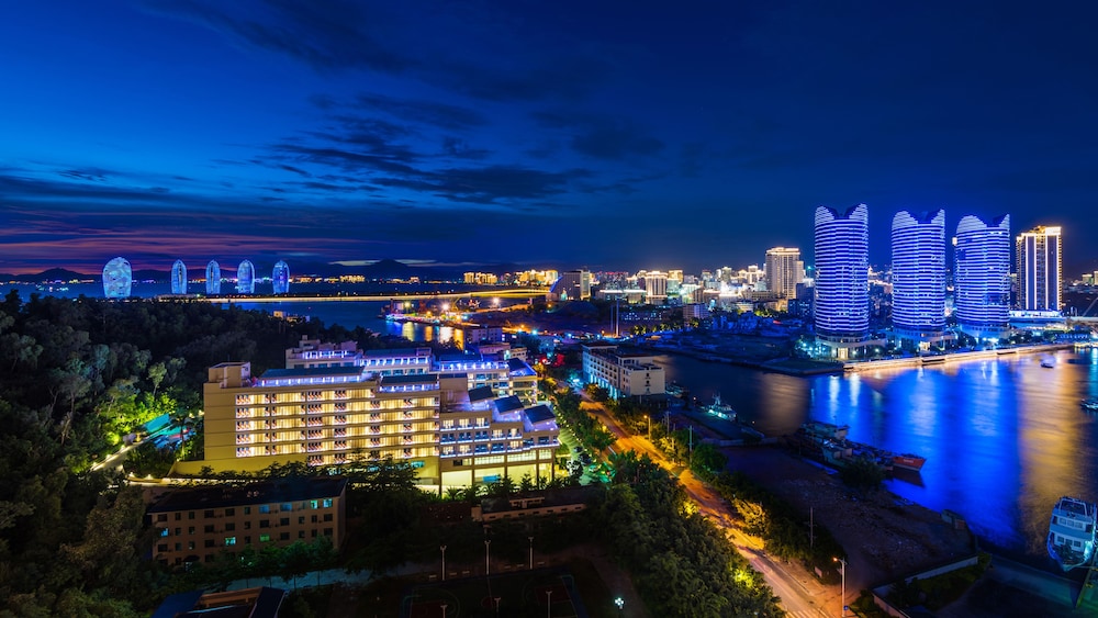 Grand Metropark Bay Hotel Sanya 30/66