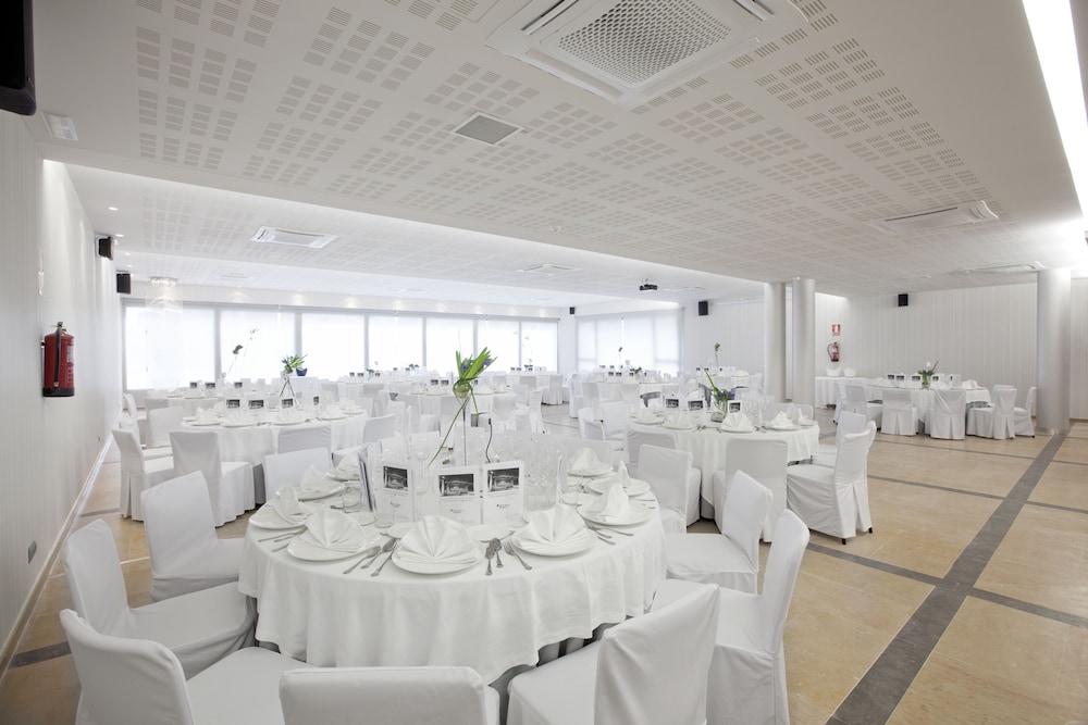 Hotel Masmonzon 43/50