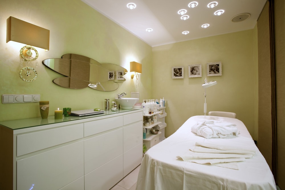 Wellness And Spa Hotel Ambiente 31/63