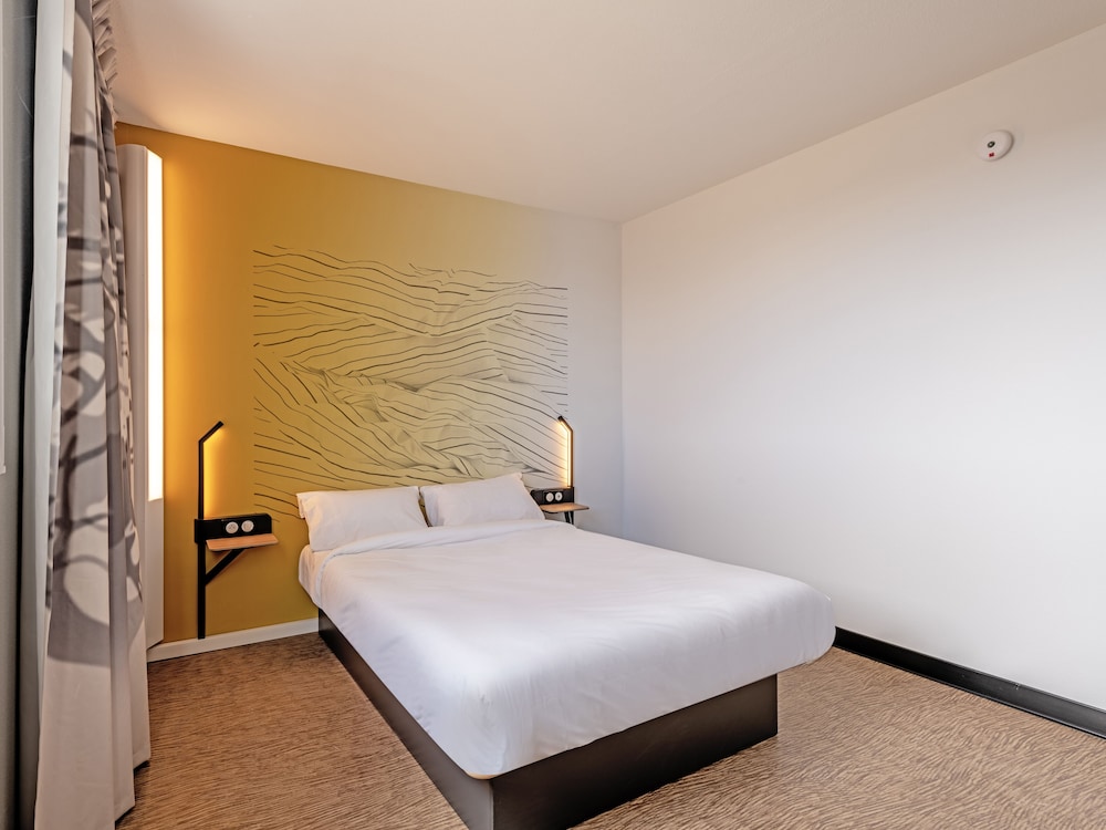 غرفة مزدوجة قياسية، B&B HOTEL Landerneau Bois Noir 2/4