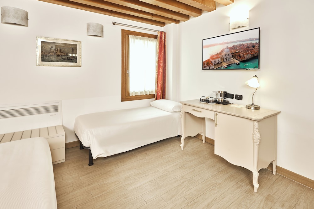 Albergo Antica Corte Marchesini 13/50