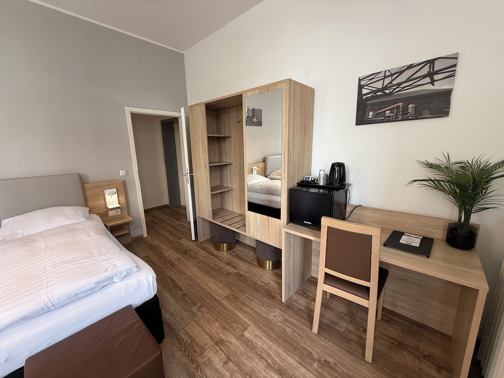 Central Hotel Duisburg 18/34