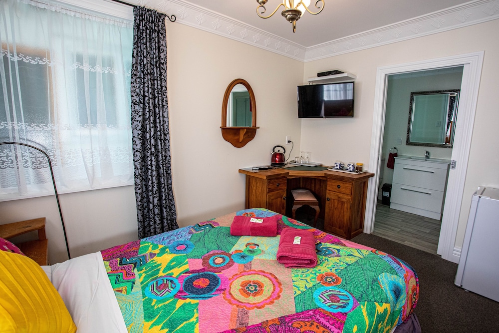 Richmond Guest House Bed & Breakfast 39/45