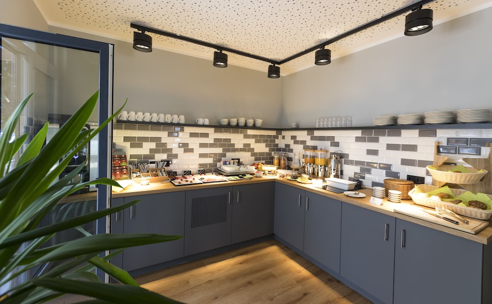 Mk Hotel Eschborn 42/50