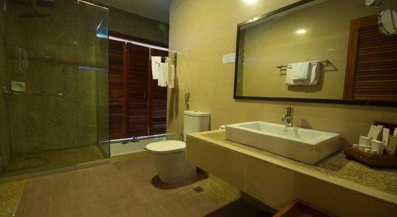 Ulek Beach Resort 23/23