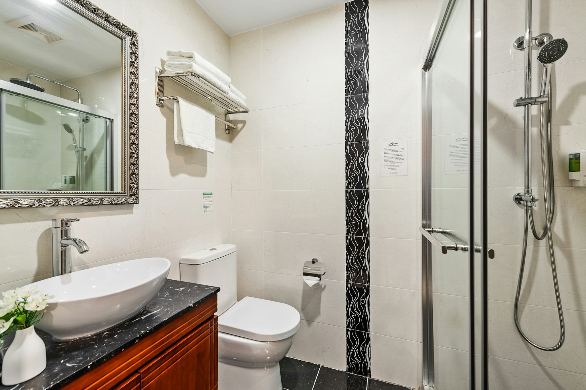 YEHS Hotel Sydney CBD 43/45