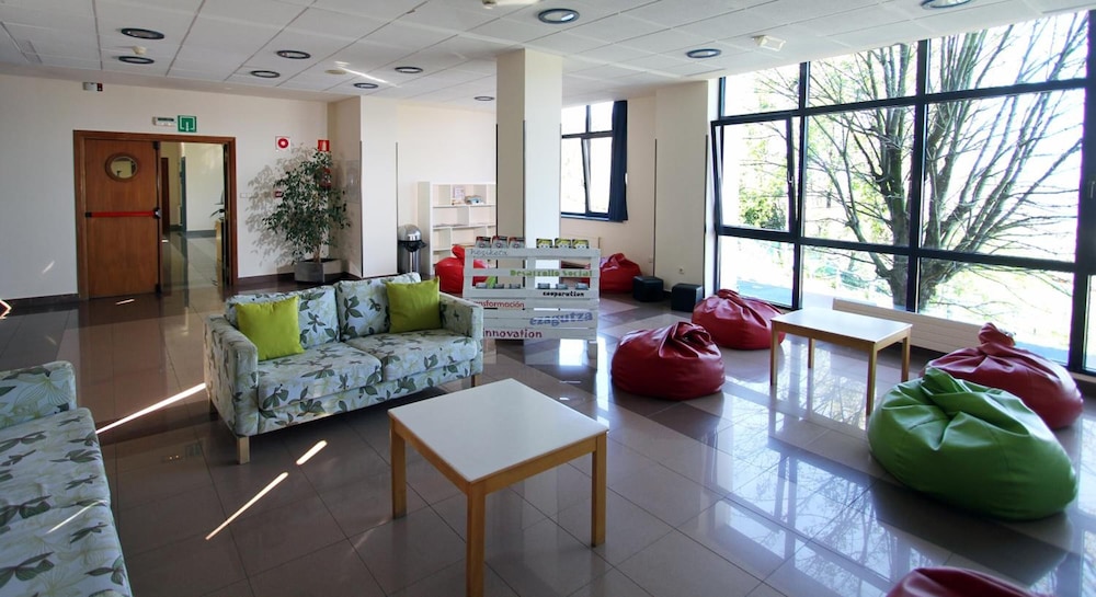 Bilbao Aterpetxea Hostel 20/37