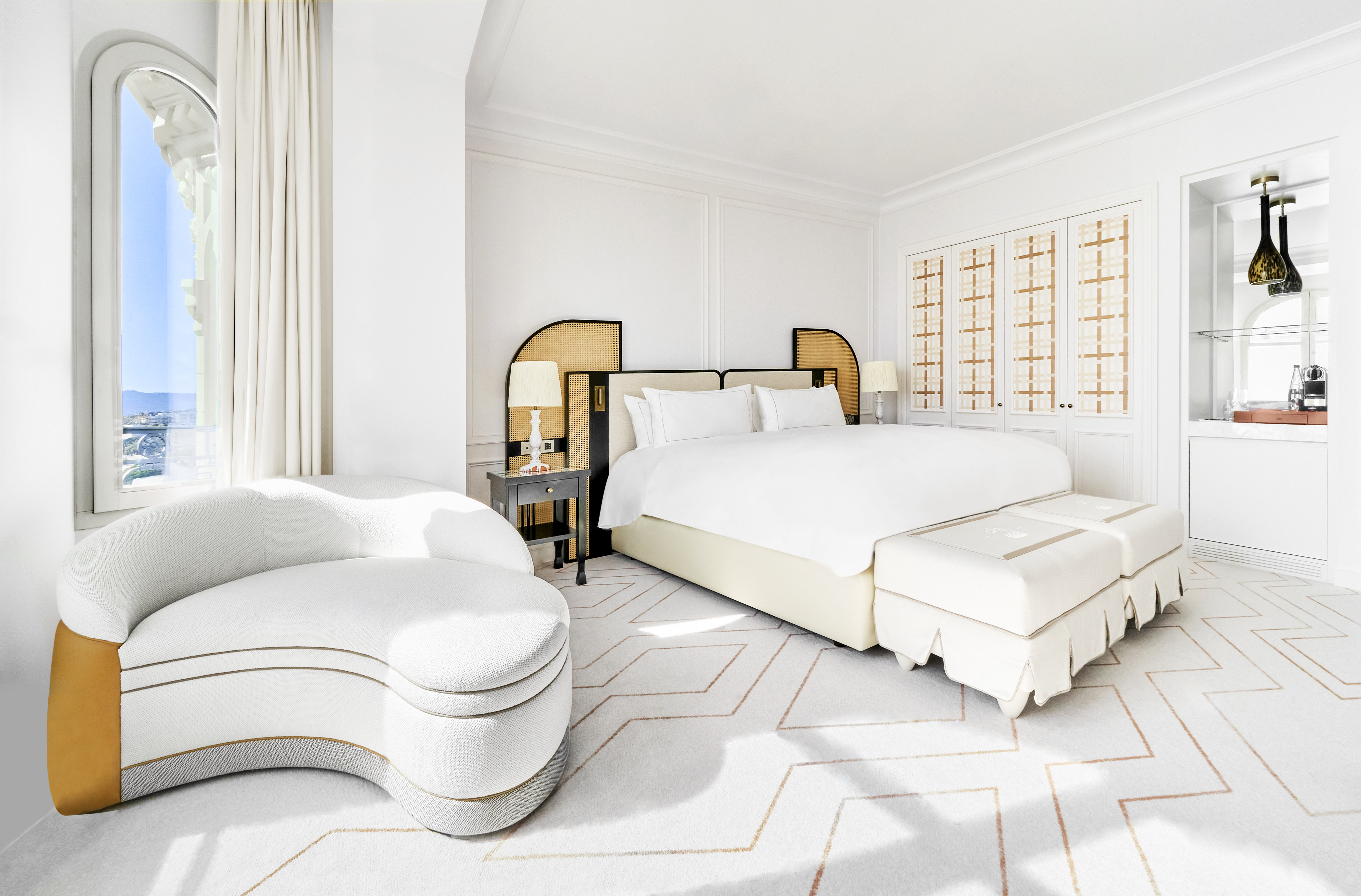 غرفة بريميوم بسرير كينج، Carlton Cannes, a Regent Hotel 5/5