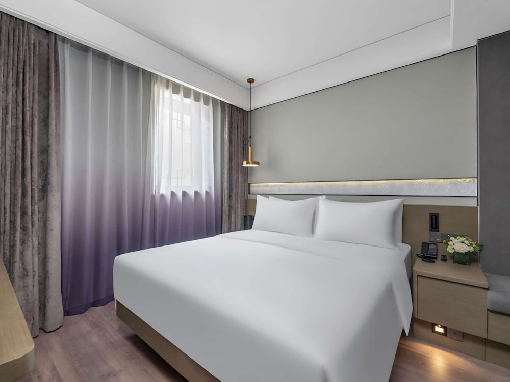 Mercure Beijing Qianmen 4/16