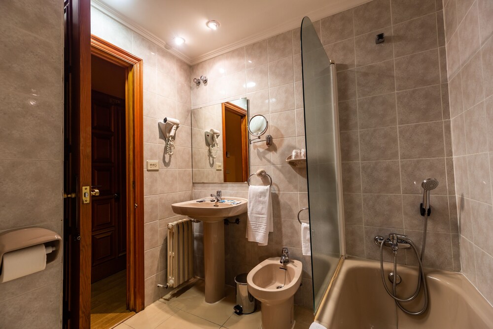 Hotel De Montana Rubielos 31/33