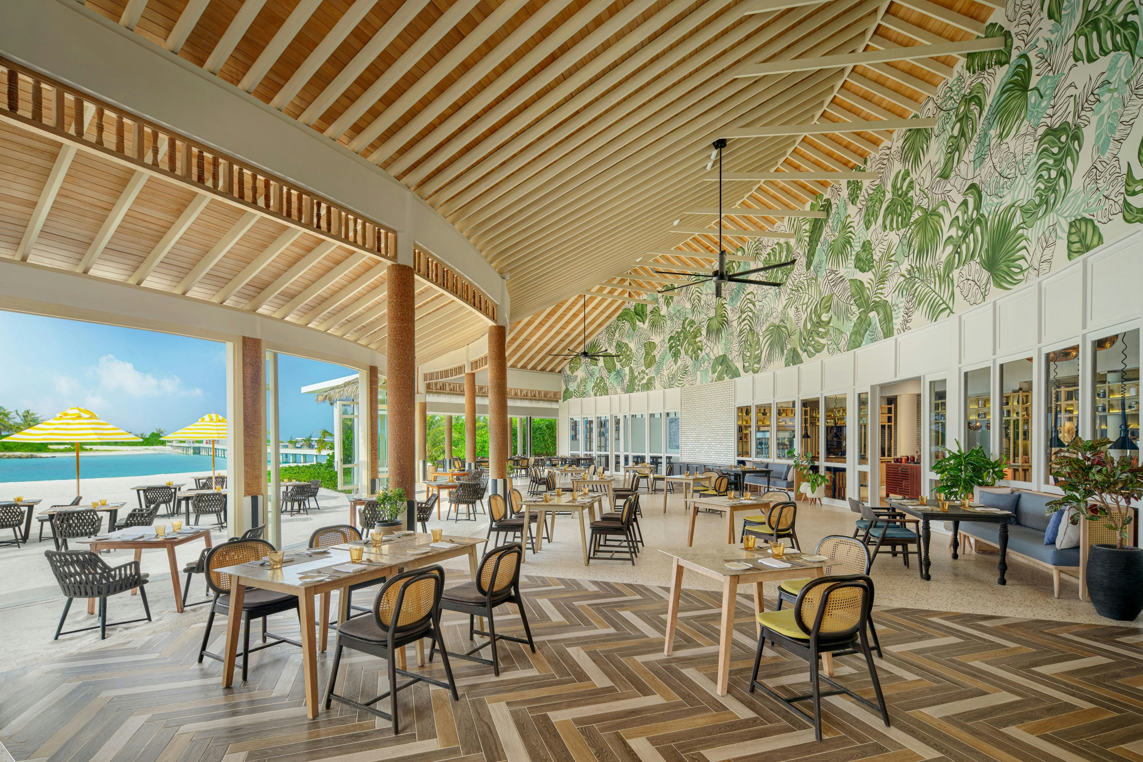 Le Meridien Maldives Resort & Spa 37/41