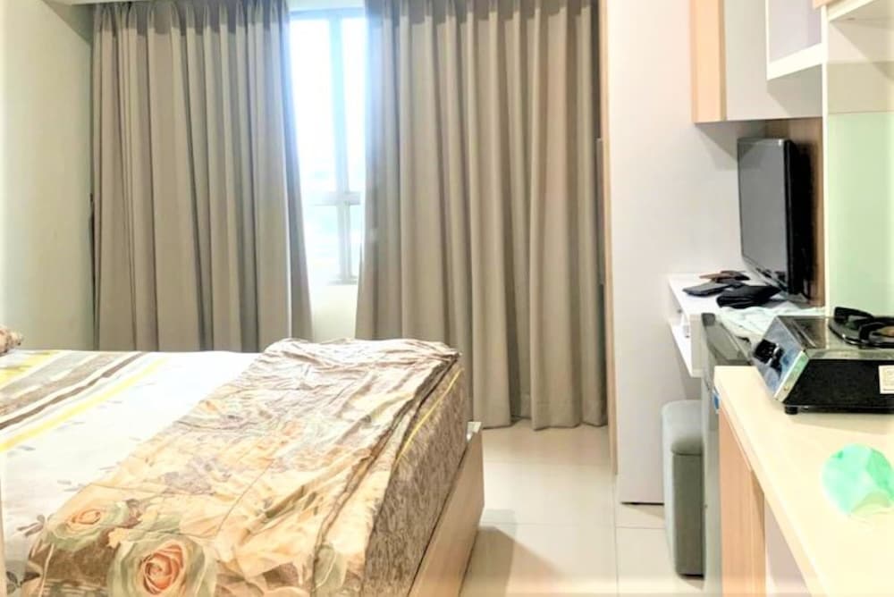 Springlake Apartment Summarecon by Veeroom by ZUZU 14/42