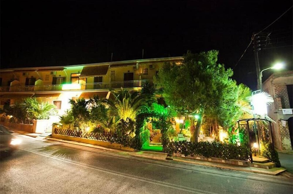 Possidon Hotel 2/50