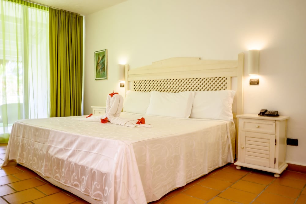 VOI Andilana Beach Resort 30/83