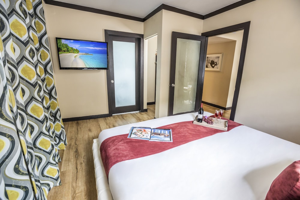 Metropole Suites South Beach 40/77