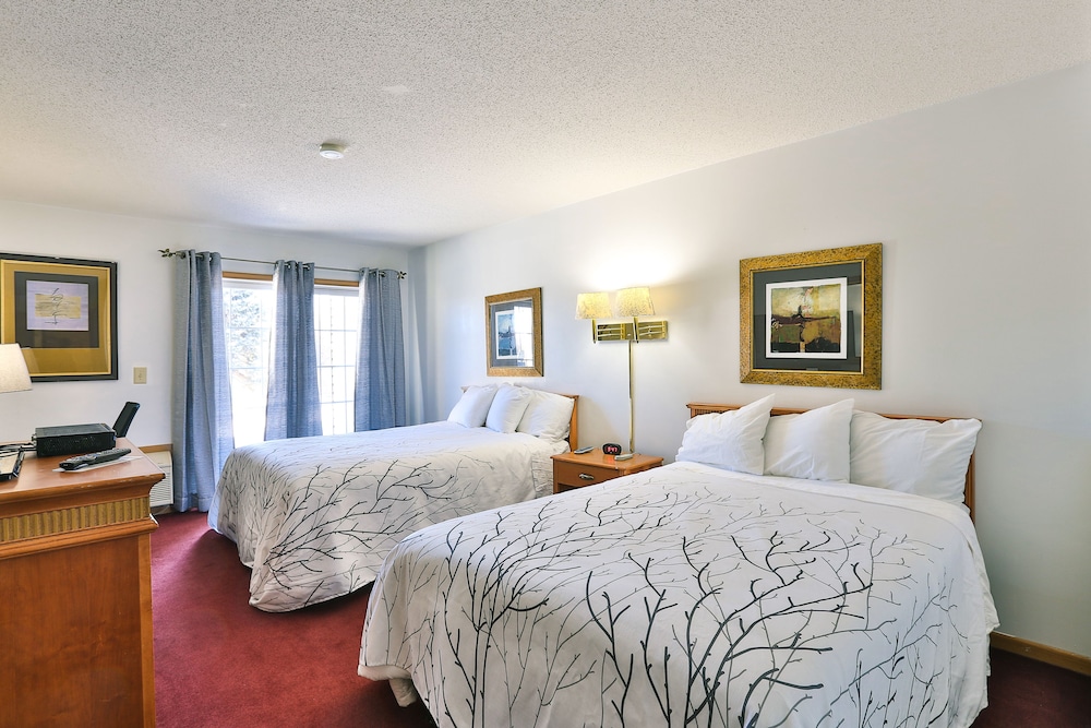 Amerivu Inn And Suites New Richmond 26/60