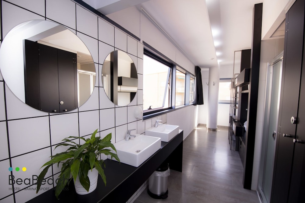 Bea Beach Hostel 40/44