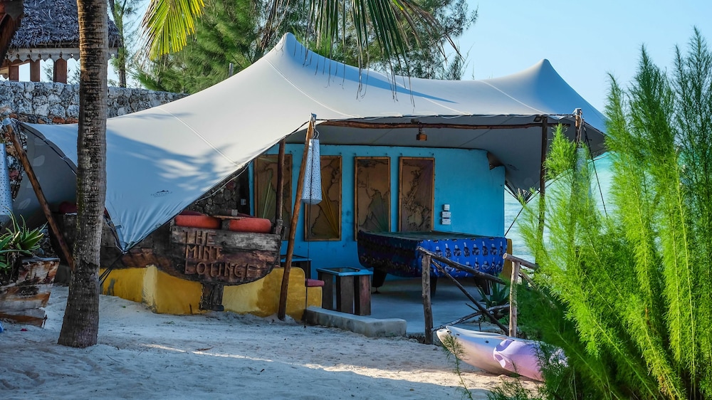 Seasons Lodge Zanzibar 58/74