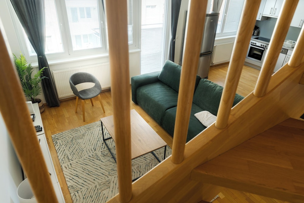 Ambiente Serviced Apartments - Centre 27/50