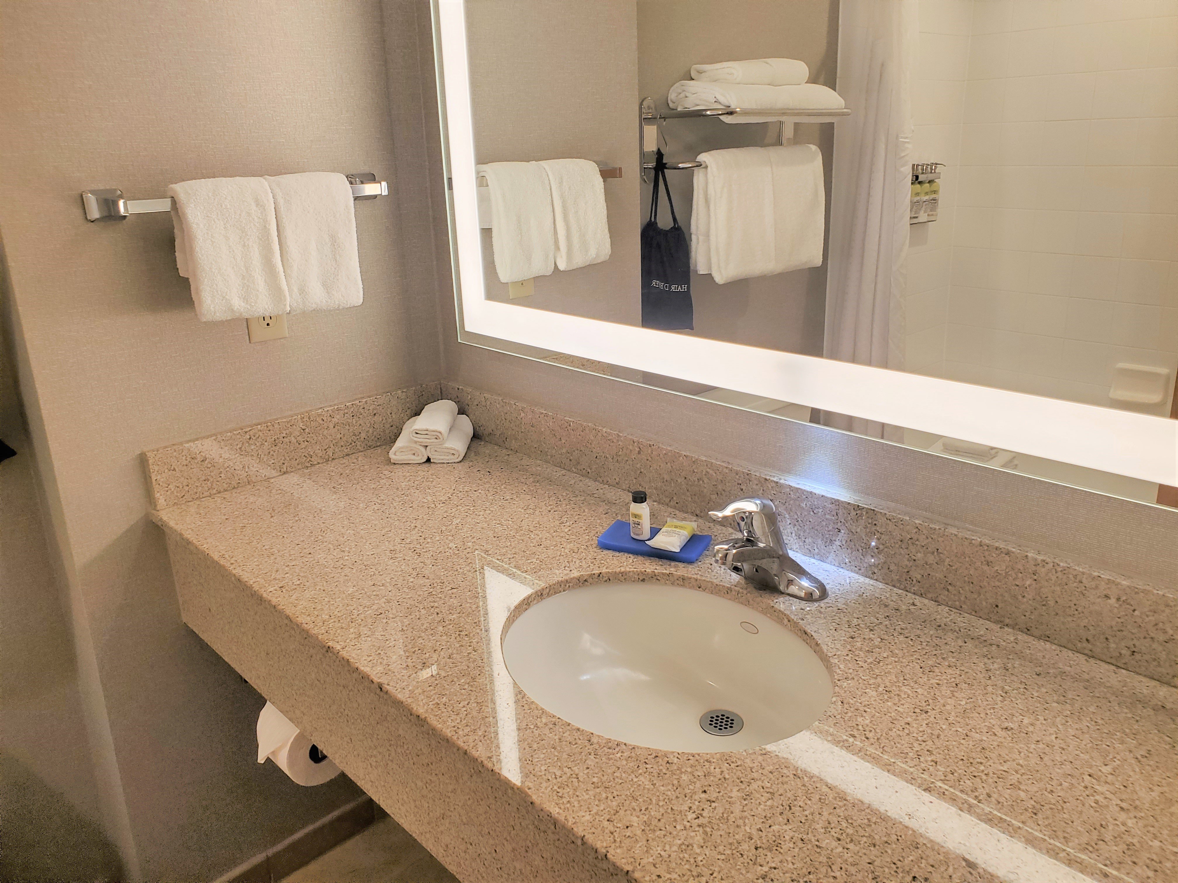 Room, Queen Bed, Accessible
