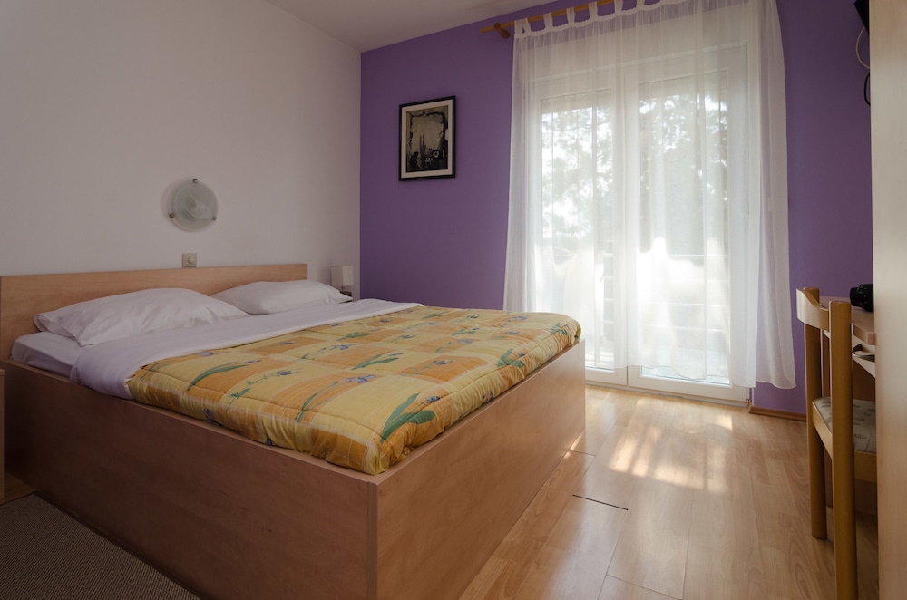 Villa Irena 7/50