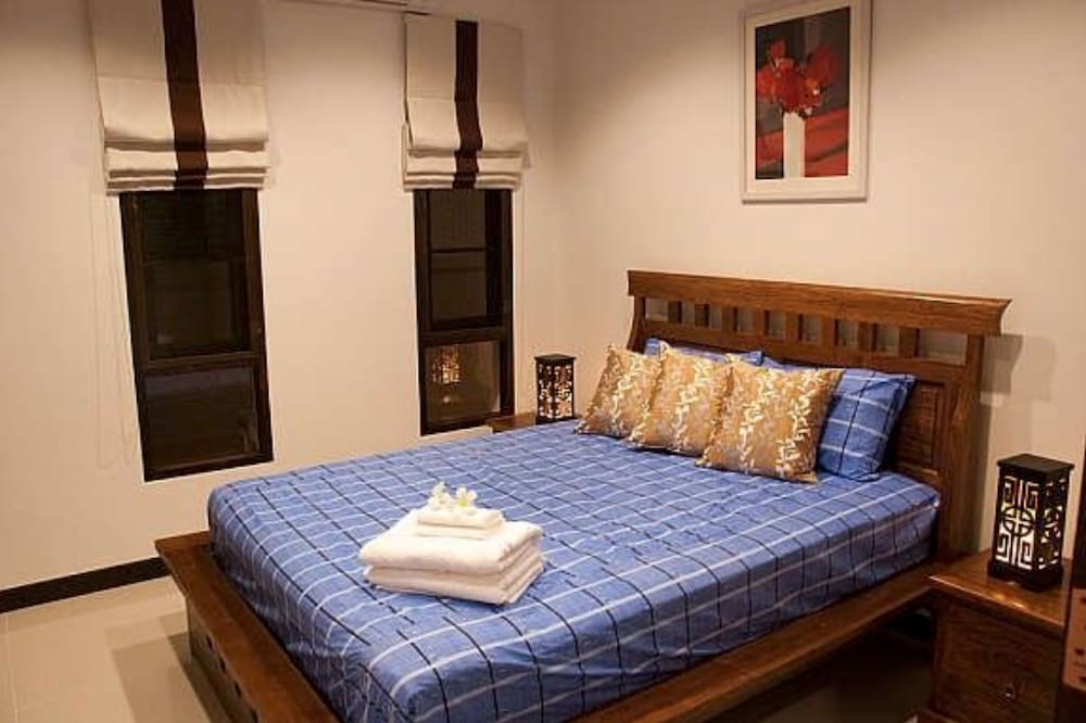 4 Bedroom Private Bali Style Villa Hh1 15/45