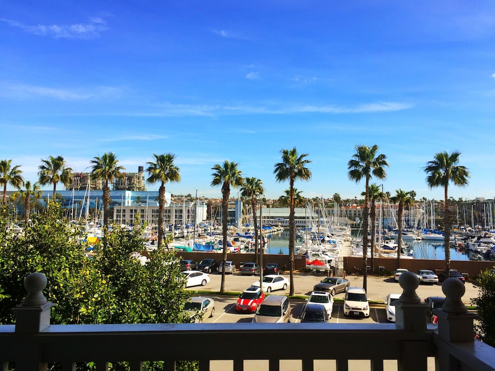 PORTOFINO HOTEL AND MARINA in REDONDO BEACH - CA
