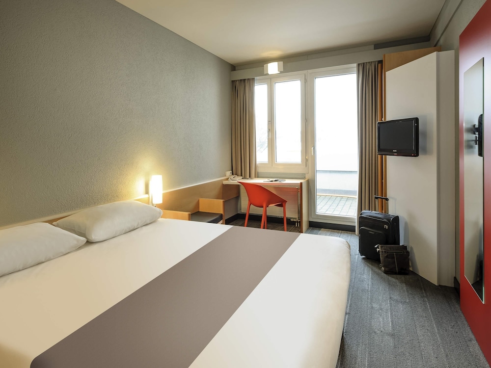 Ibis Chur 16/45