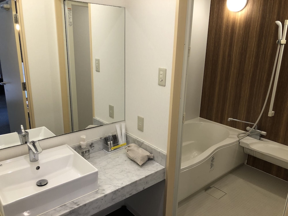 Hotel Precia Naha Tsujimachi 71/72