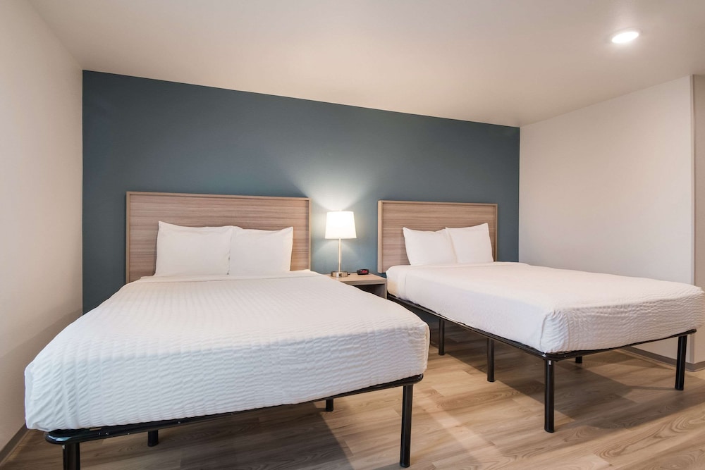 Standard, 2 Queen Beds