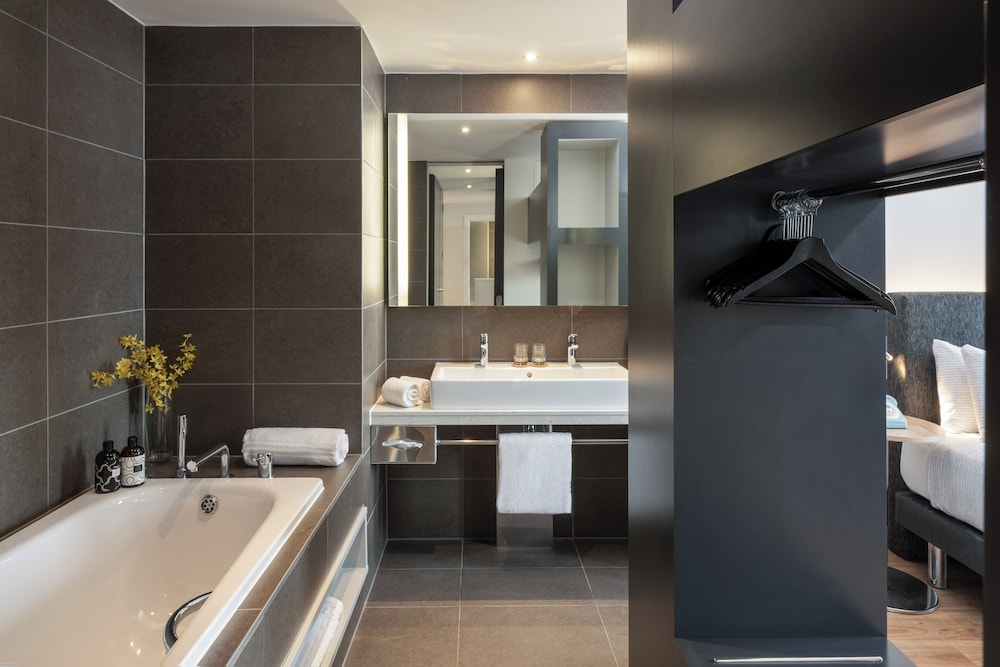 Innside By Melia Manchester 70/71