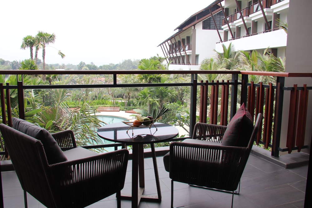 Pullman Ciawi Vimala Hills Resort Spa and Convention 61/76